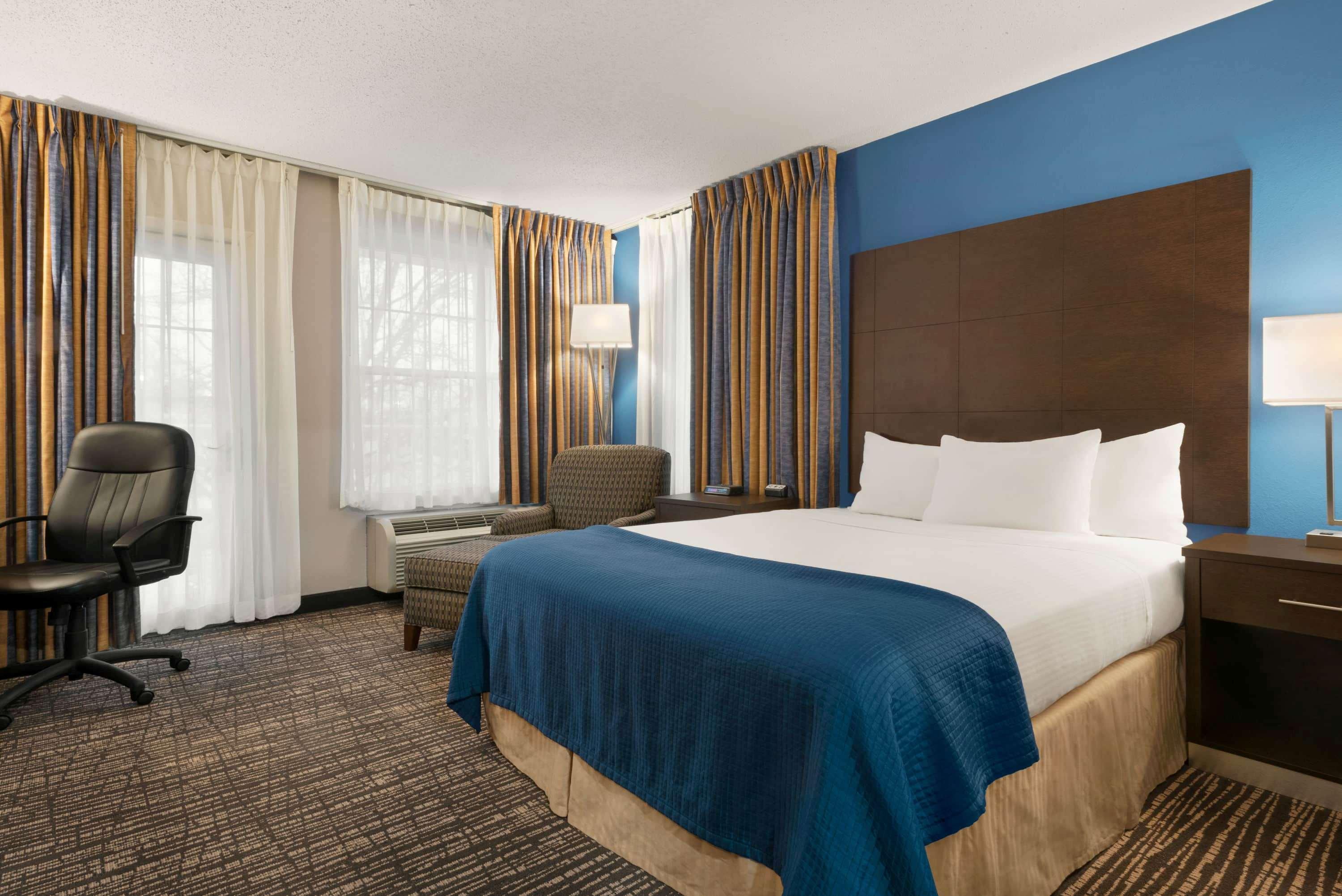 Baymont By Wyndham Washington Hotel Eksteriør billede